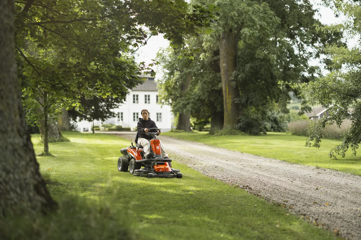 Frontmäher-Aufsitzmäher Rider R 200iX - Grundgerät ohne Mähdeck