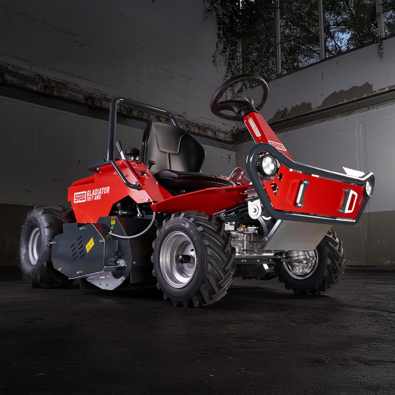 Aufsitz-Schlegelmulcher Gladiator 110 F AWD