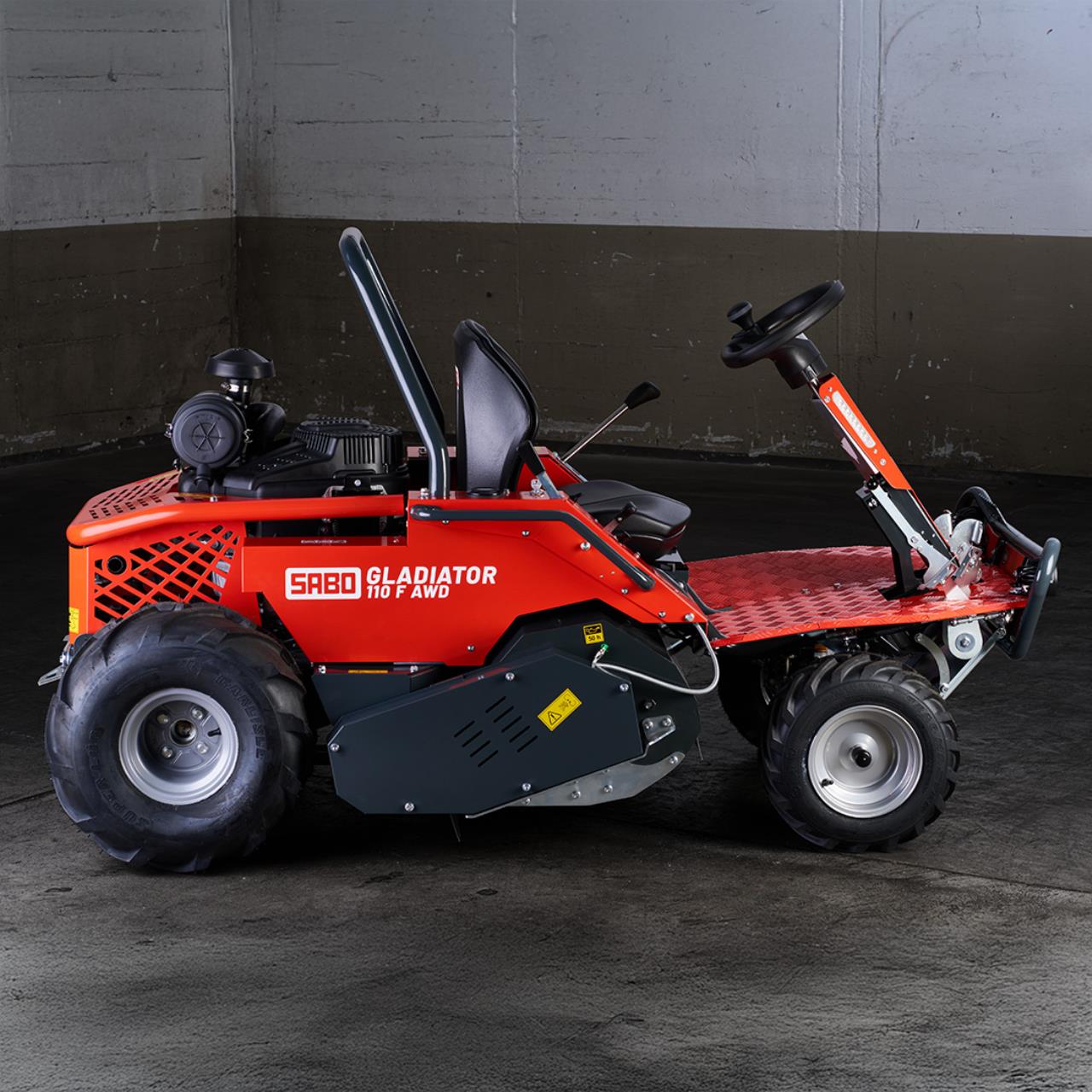 Aufsitz-Schlegelmulcher Gladiator 110 F AWD